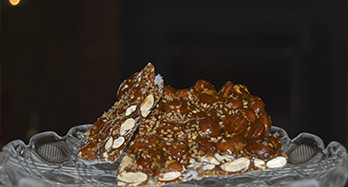 Turrón sa sezamom 300 g